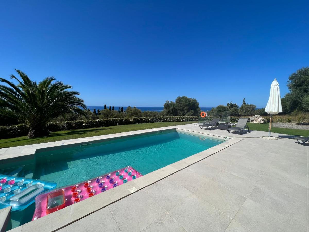 Avithos Blue Villas سفوروناتا المظهر الخارجي الصورة