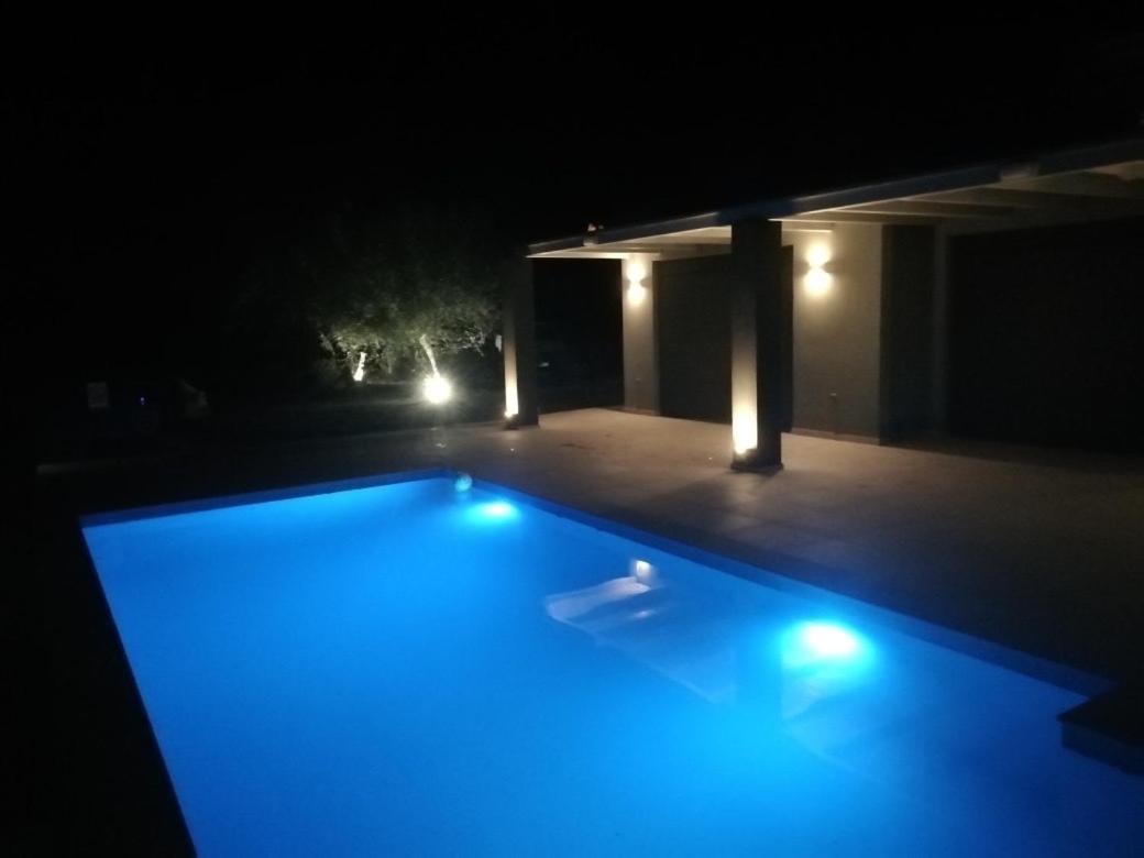 Avithos Blue Villas سفوروناتا المظهر الخارجي الصورة